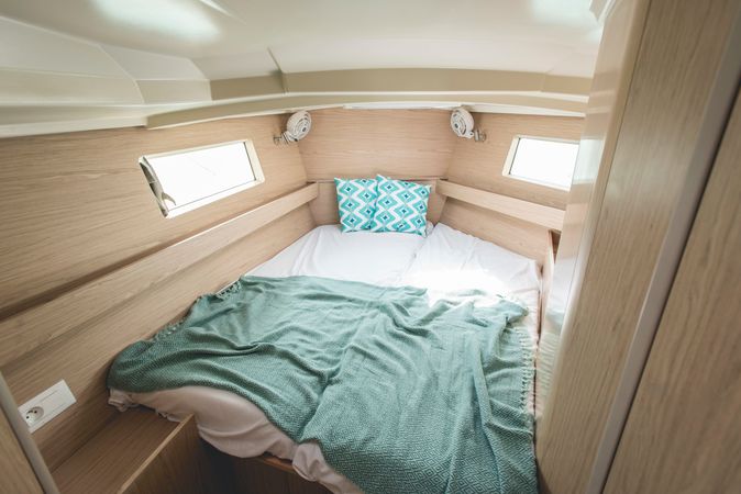 Beneteau Oceanis 41.1 | Nina