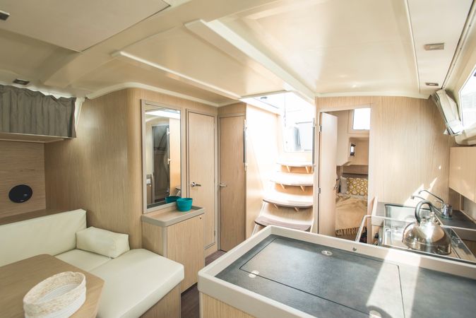 Beneteau Oceanis 41.1 | Nina