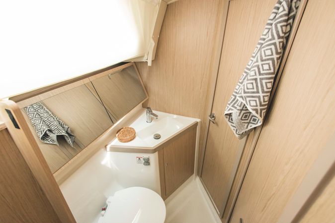 Beneteau Oceanis 41.1 | Nina