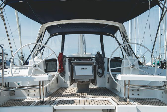 Beneteau Oceanis 41.1 | Nina