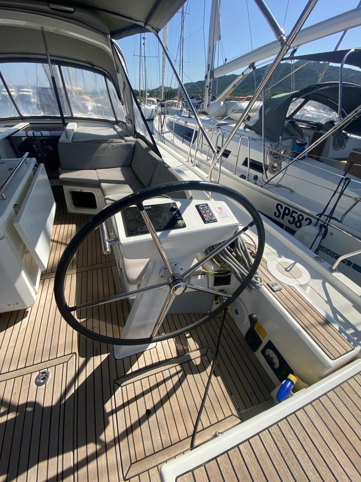 Beneteau Oceanis 51 | Belle