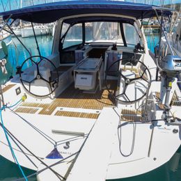 Beneteau Oceanis 41.1 | Hydros