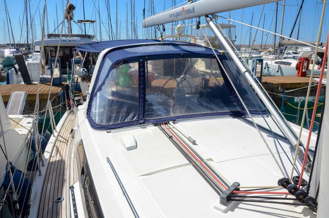 Beneteau Oceanis 41.1 | Hydros