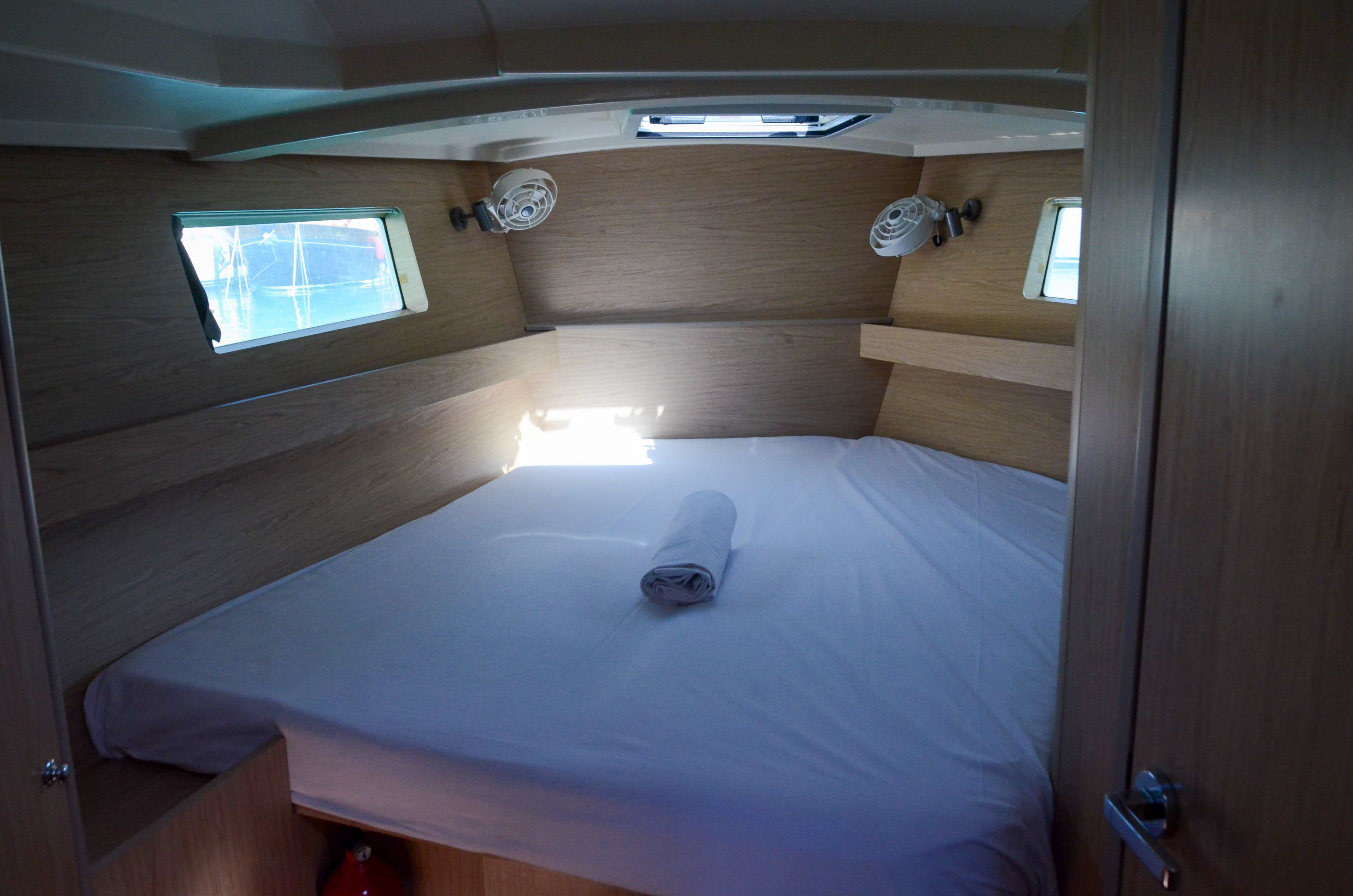 Beneteau Oceanis 41.1 | Hydros