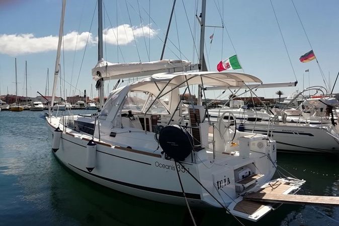 Beneteau Oceanis 35.1 | Mia