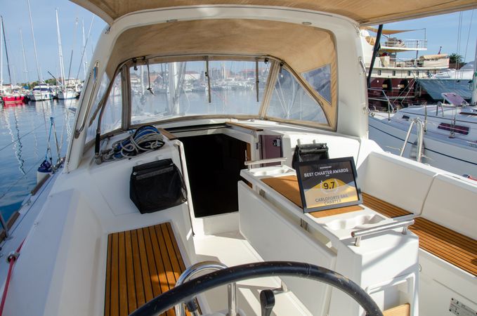 Beneteau Oceanis 35.1 | Mia