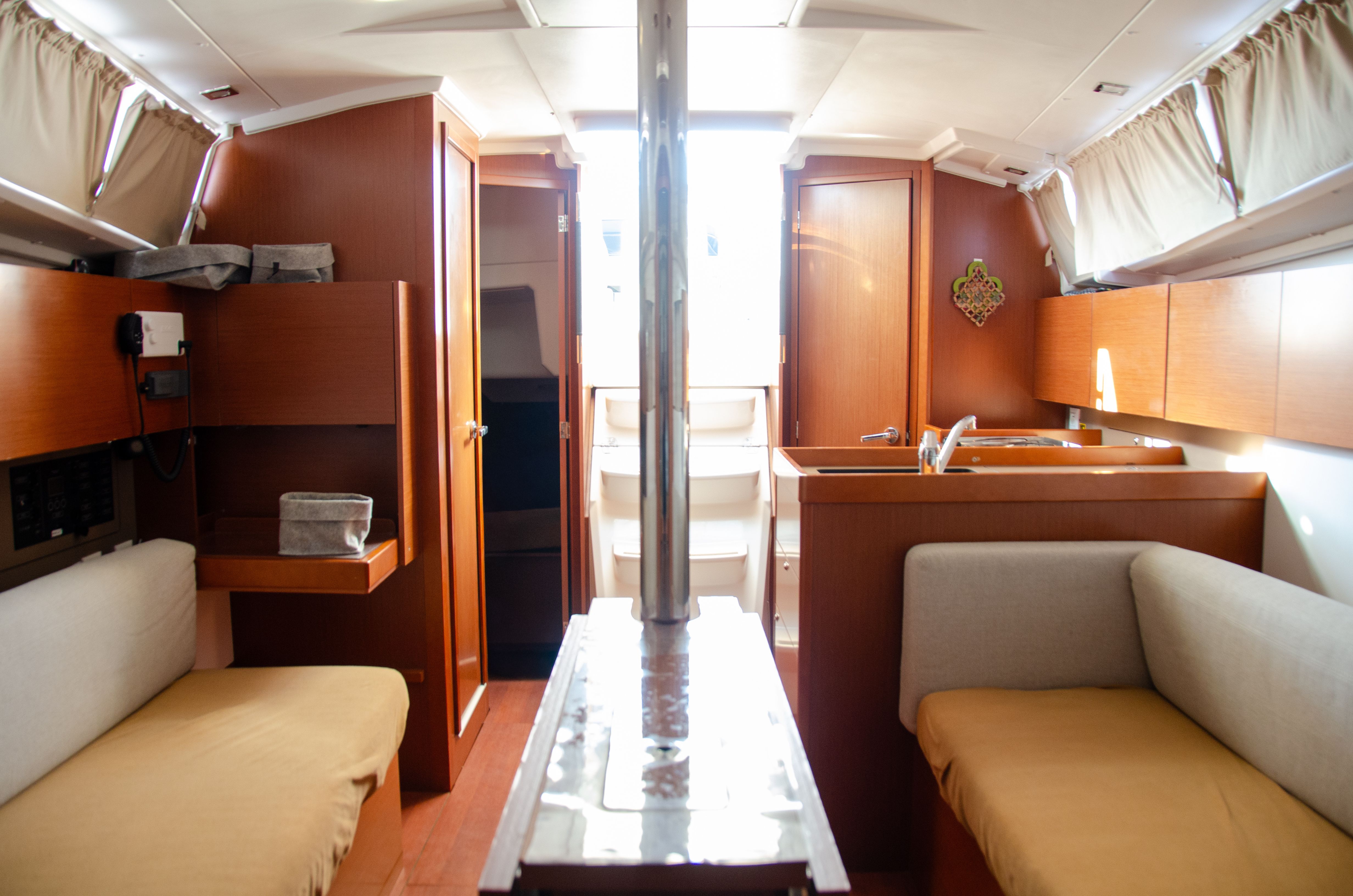Beneteau Oceanis 35.1 | Mia
