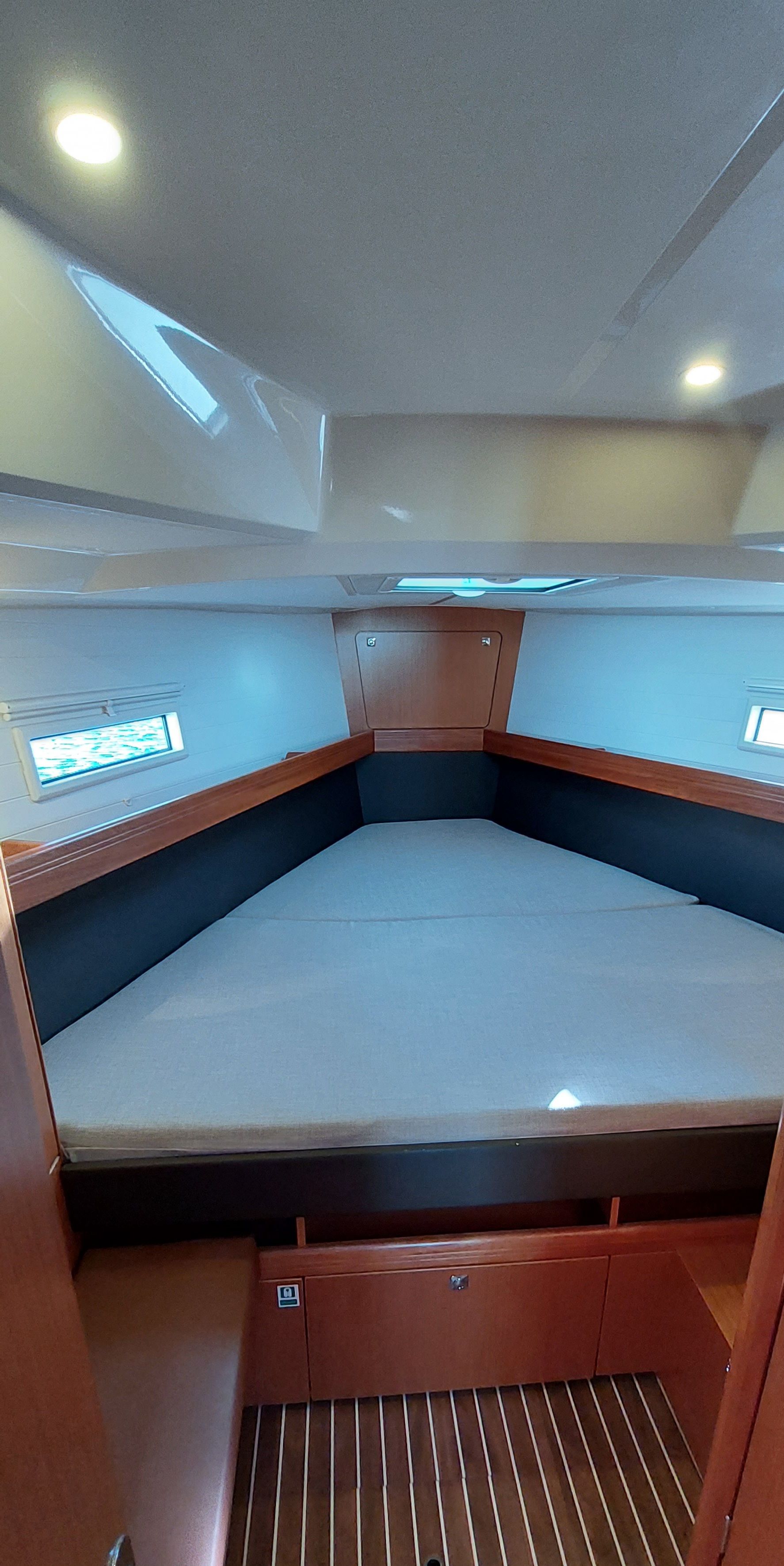 Bavaria Cruiser 41 | Oberon