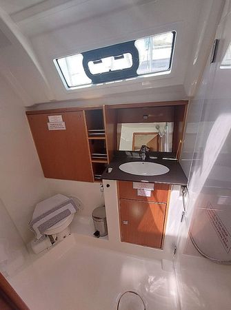 Bavaria Cruiser 41 | Nafsika