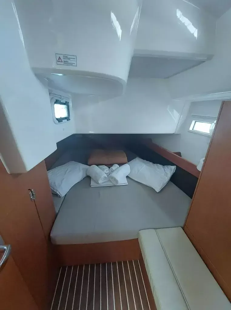 Bavaria Cruiser 41 | Nafsika