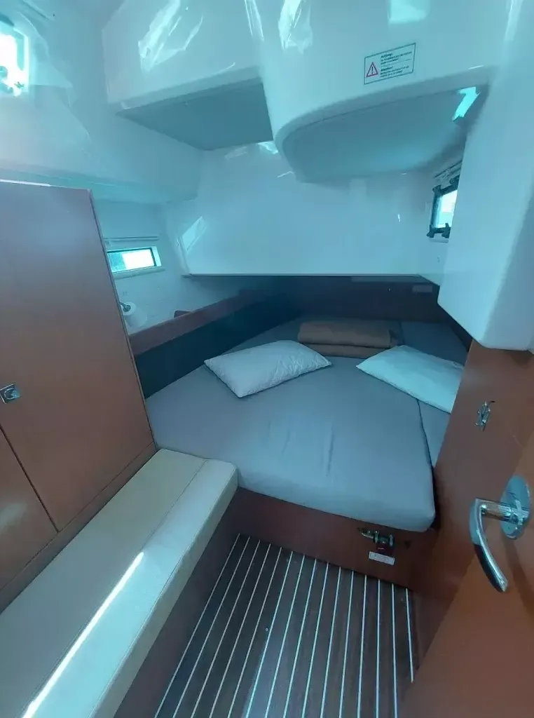 Bavaria Cruiser 41 | Nafsika