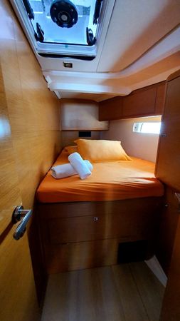 Jeanneau Sun Odyssey 519 | Aquaholic