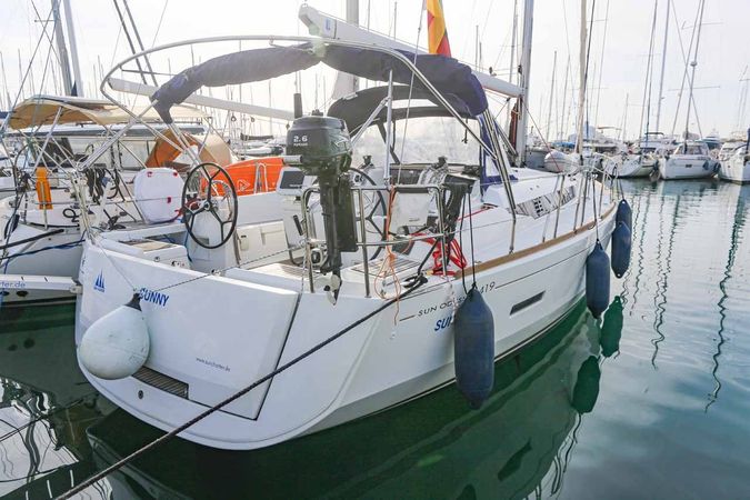 Jeanneau Sun Odyssey 419 | Sunny