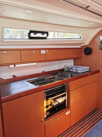 Bavaria Cruiser 41 | Livka 4