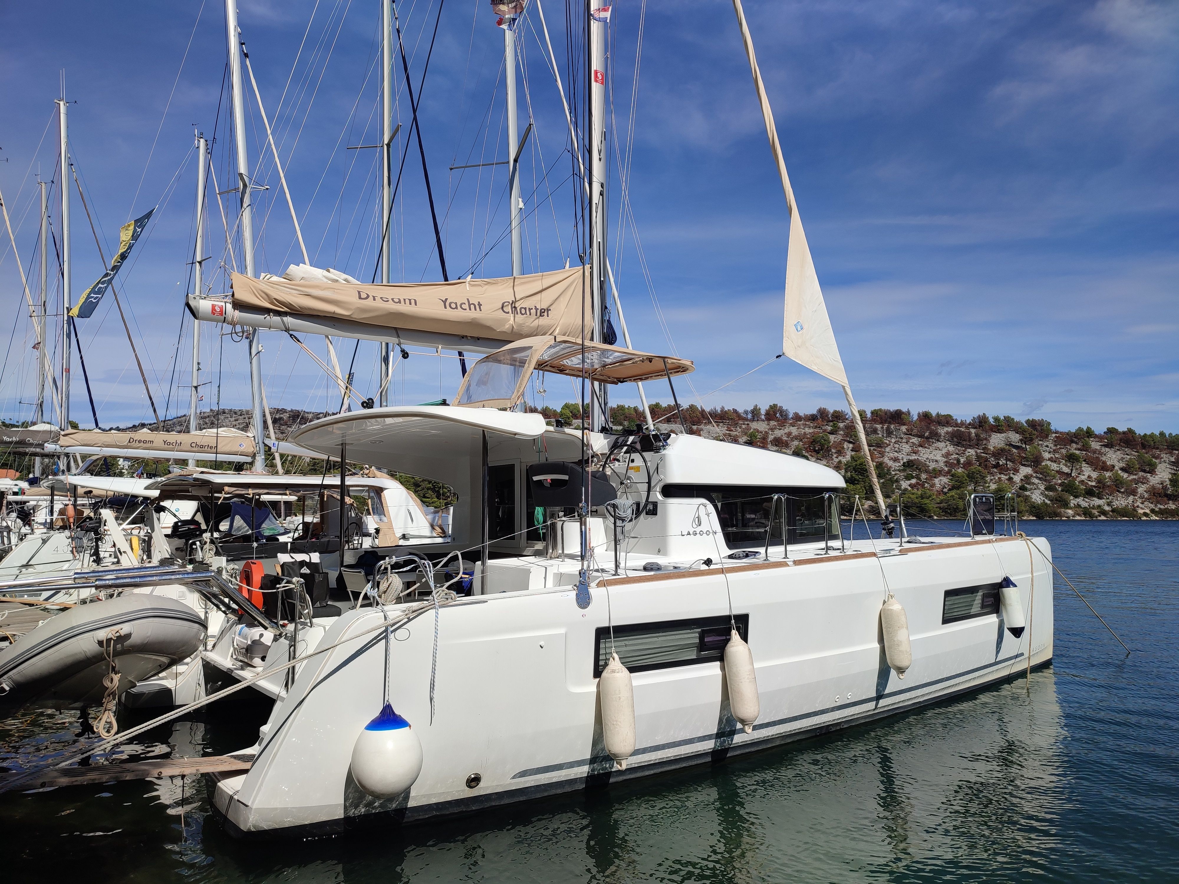 Lagoon 40 | Araponga