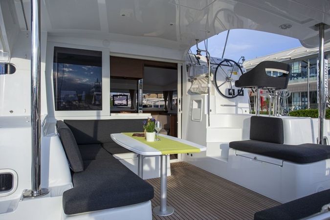 Lagoon 40 | Araponga