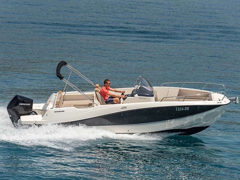 Quicksilver 755 | Activ Open