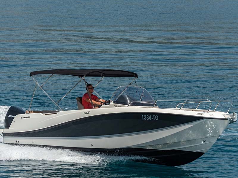 Quicksilver 755 | Activ Open