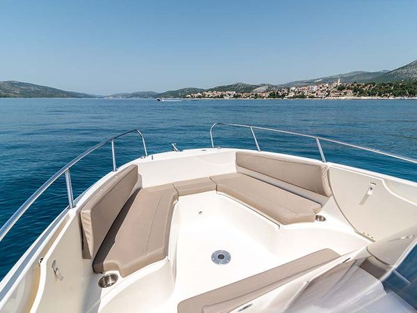 Quicksilver 755 | Activ Open