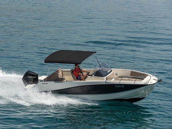 Quicksilver 755 | Activ Open