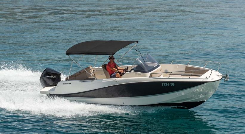 Quicksilver 755 | Activ Open