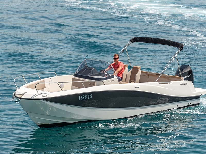 Quicksilver 755 | Activ Open