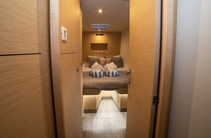 Fountaine Pajot MY 44 | Wild Blue