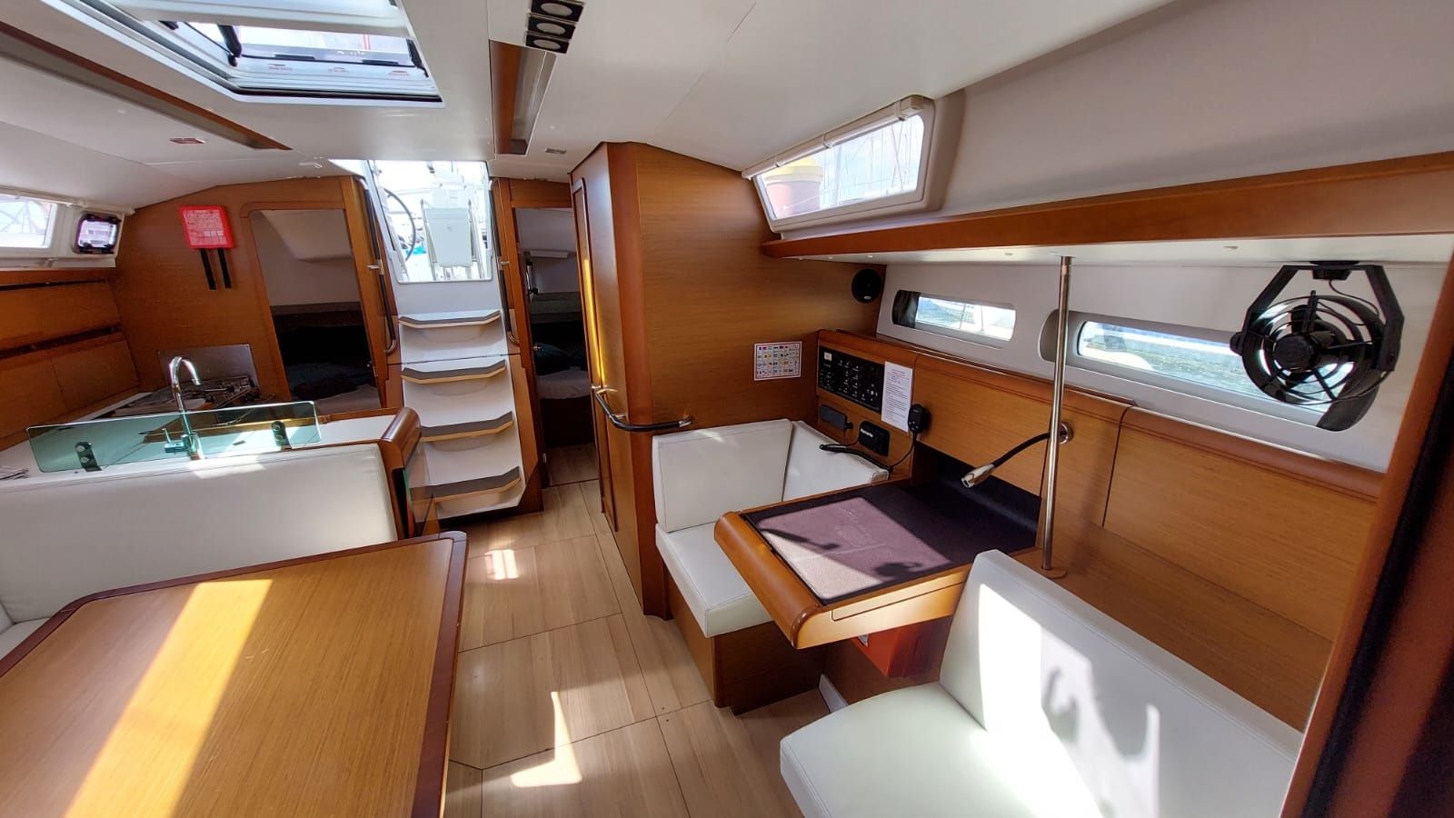 Jeanneau Sun Odyssey 419 | Para Elli
