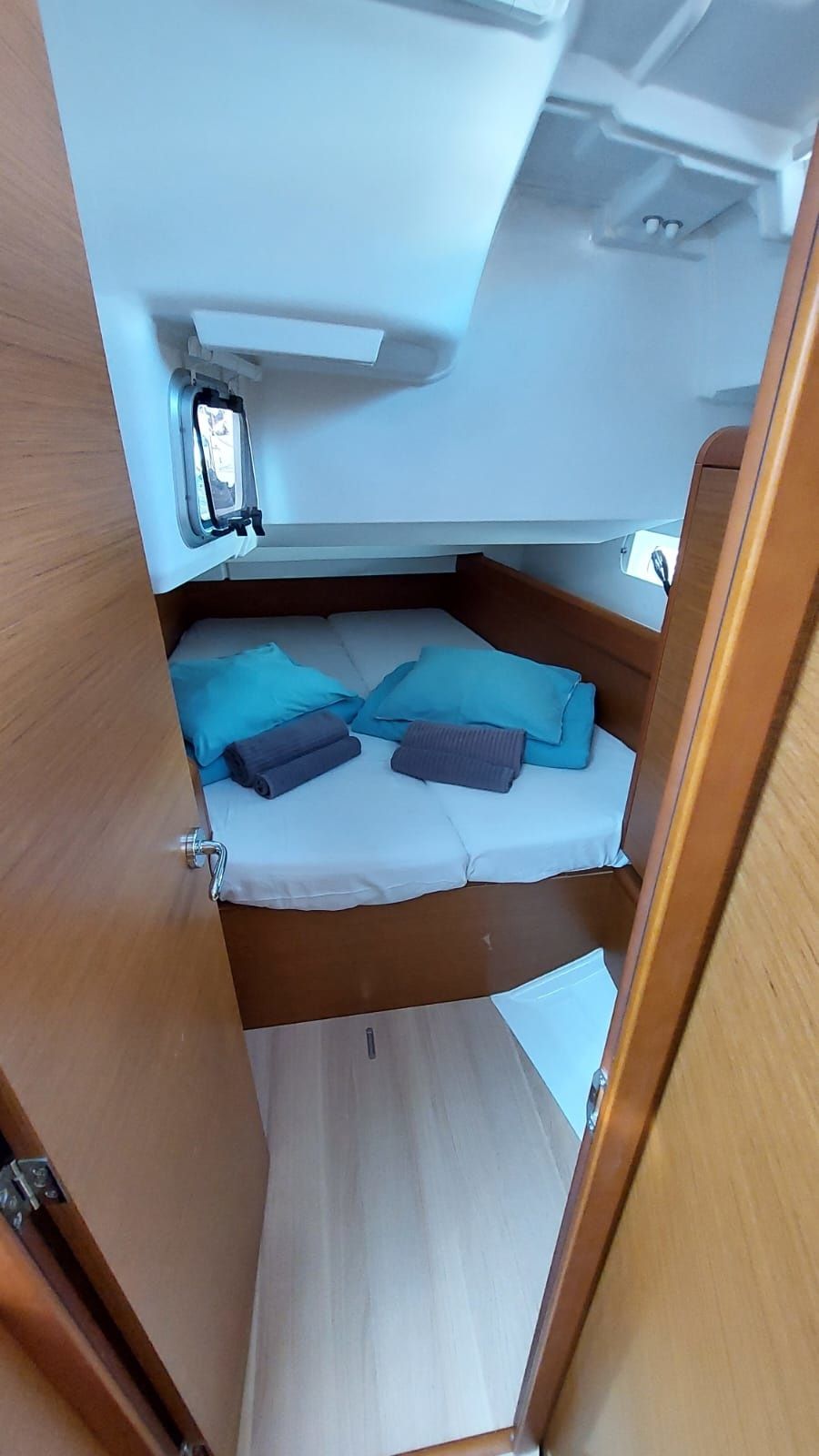 Jeanneau Sun Odyssey 419 | Para Elli