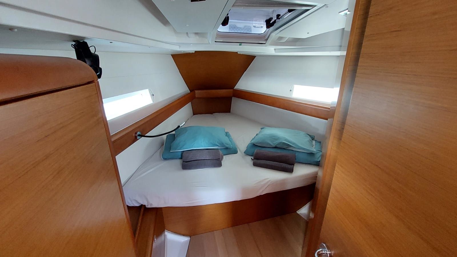 Jeanneau Sun Odyssey 419 | Para Elli