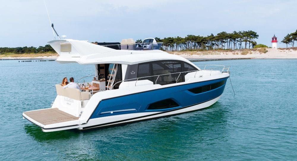Sealine F430 | Blue Lagoon