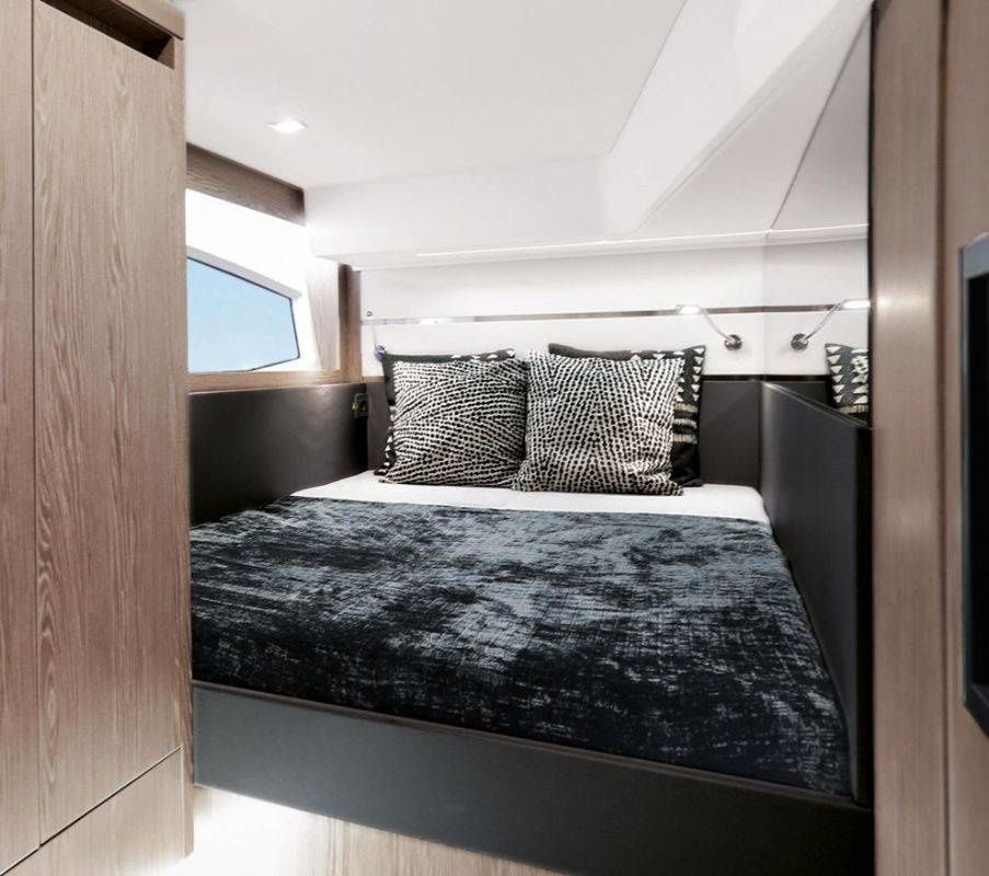 Sealine F430 | Blue Lagoon