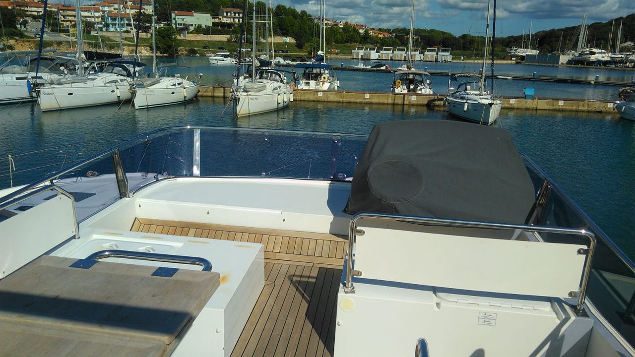 Sealine F430 | Blue Lagoon