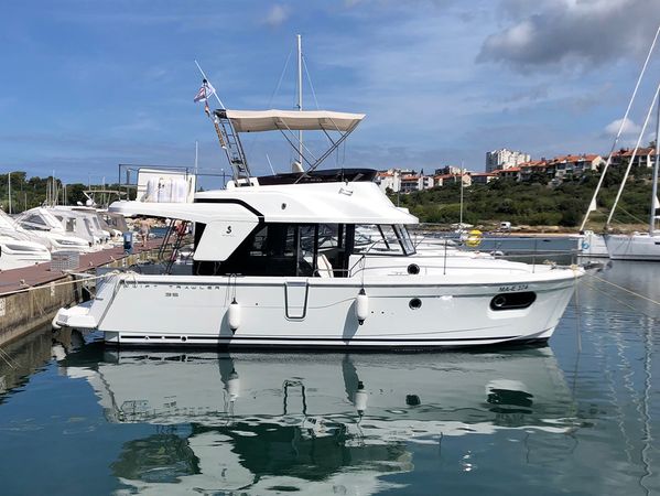 Beneteau Swift Trawler 35 | Max