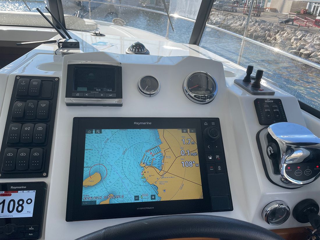 Beneteau Swift Trawler 35 | Max