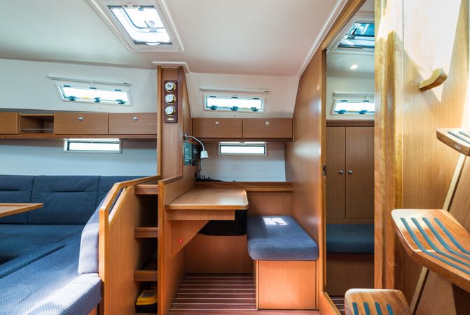 Bavaria Cruiser 40 | Deneb