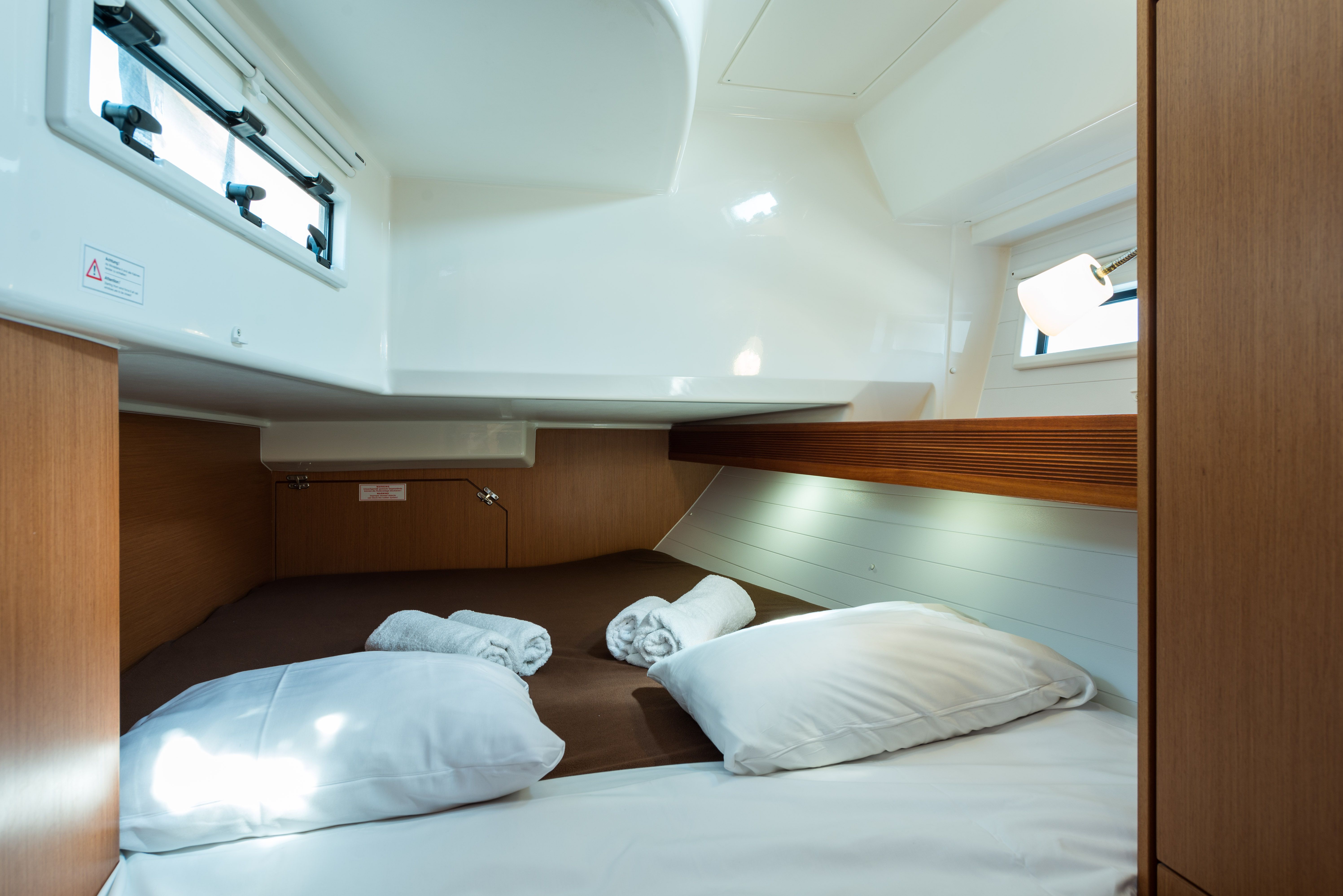 Bavaria Cruiser 40 | Deneb