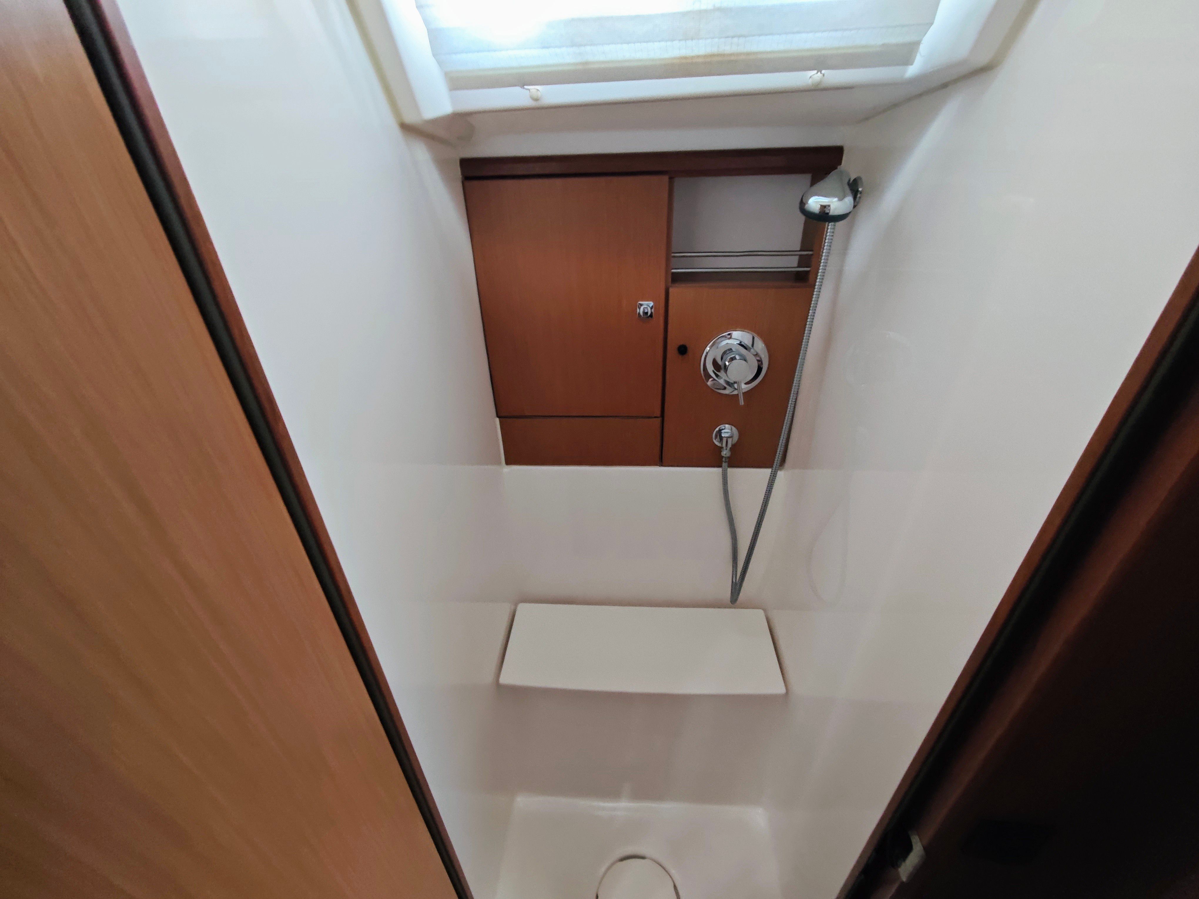 Bavaria Cruiser 46 | Hugo