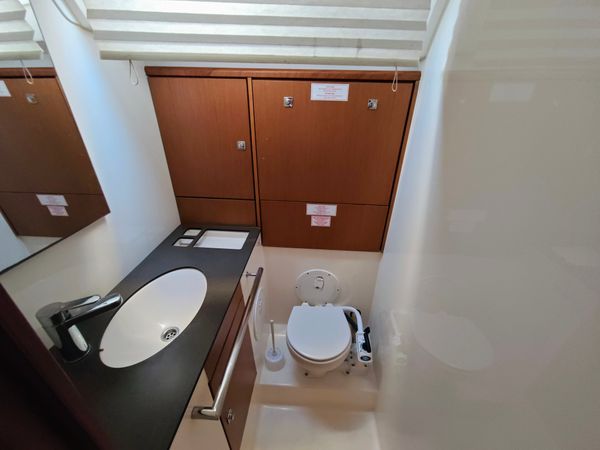 Bavaria Cruiser 46 | Hugo