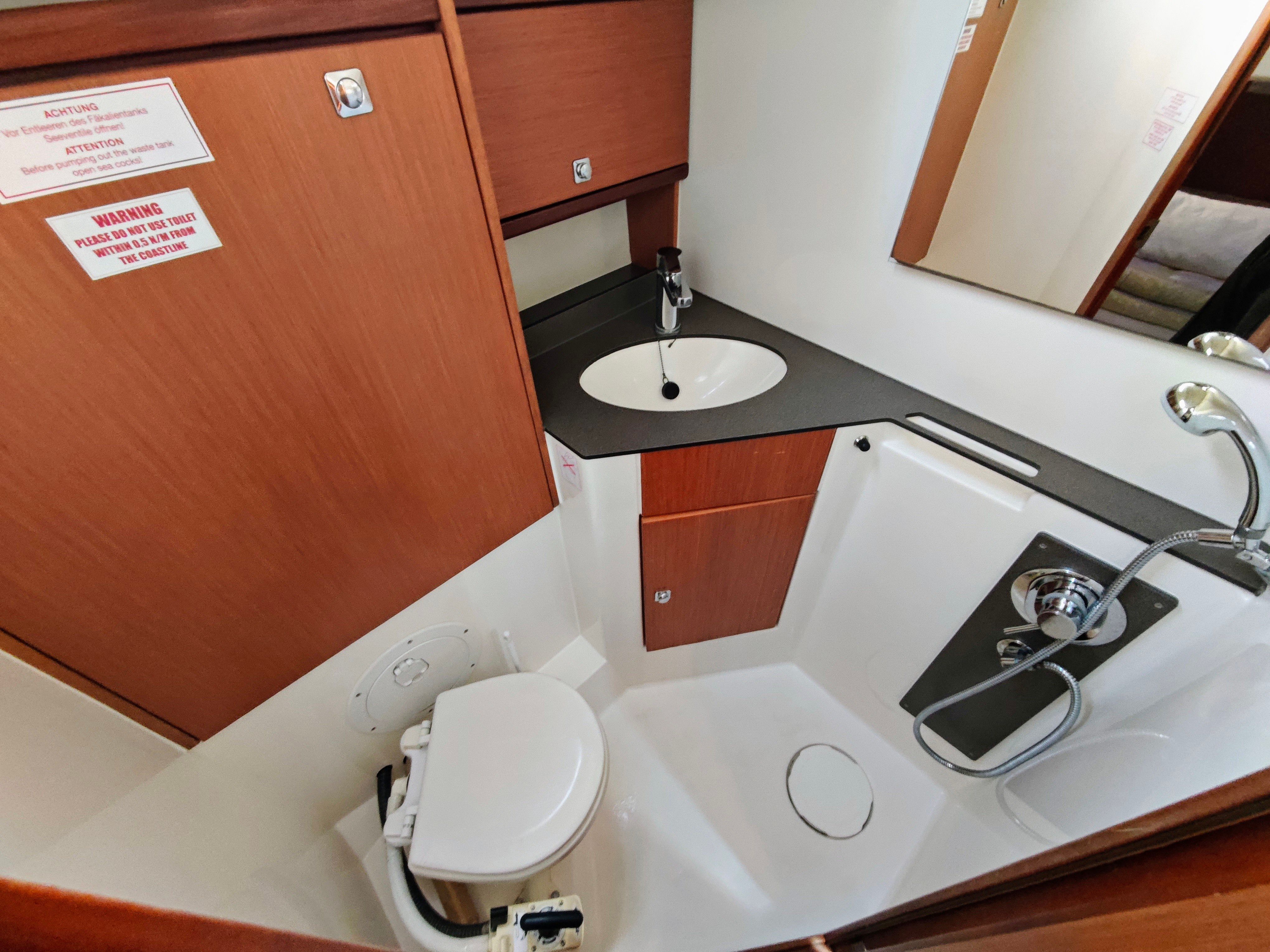 Bavaria Cruiser 46 | Hugo