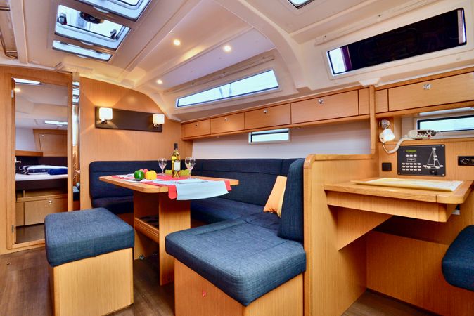 Bavaria Cruiser 41 | Stella