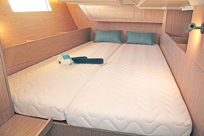 Beneteau Oceanis 41.1 | Ibiza
