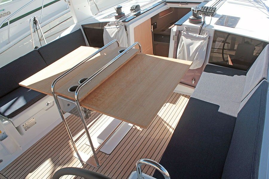 Beneteau Oceanis 41.1 | Ibiza