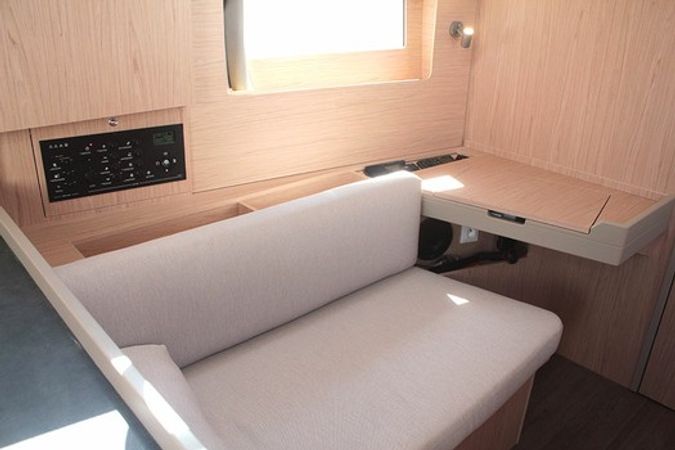 Beneteau Oceanis 41.1 | Under Pressure