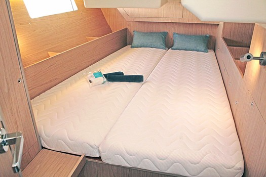 Beneteau Oceanis 41.1 | Under Pressure