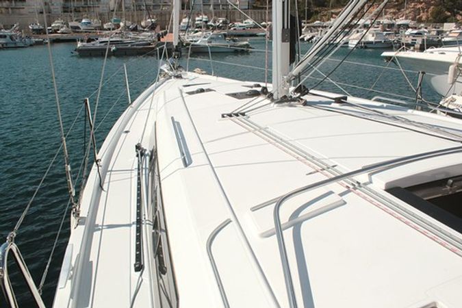 Beneteau Oceanis 41.1 | Under Pressure
