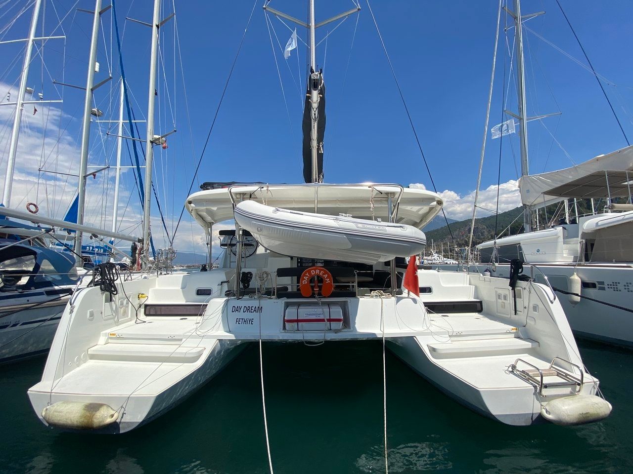 Lagoon 42 | Day Dream