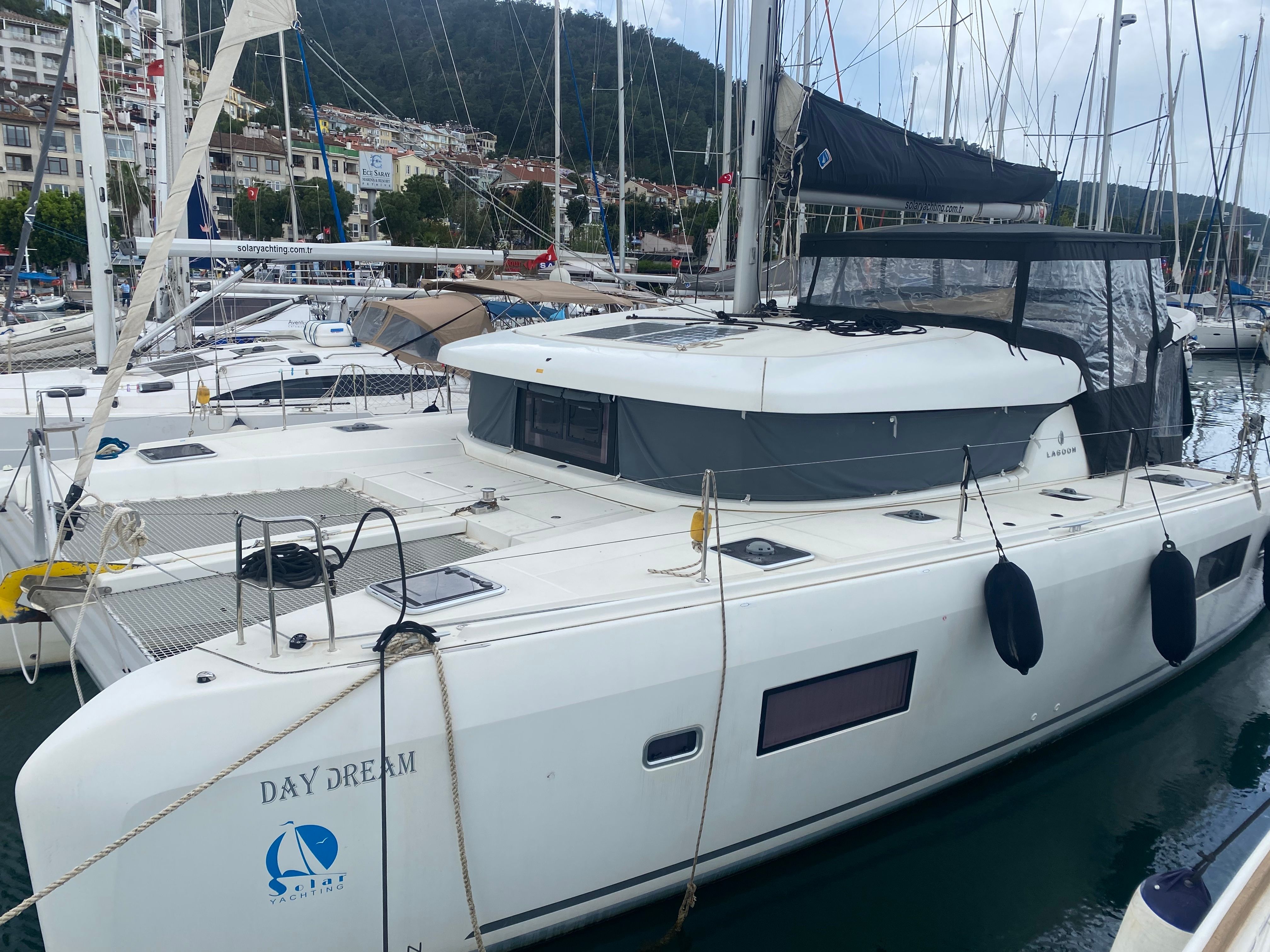 Lagoon 42 | Day Dream