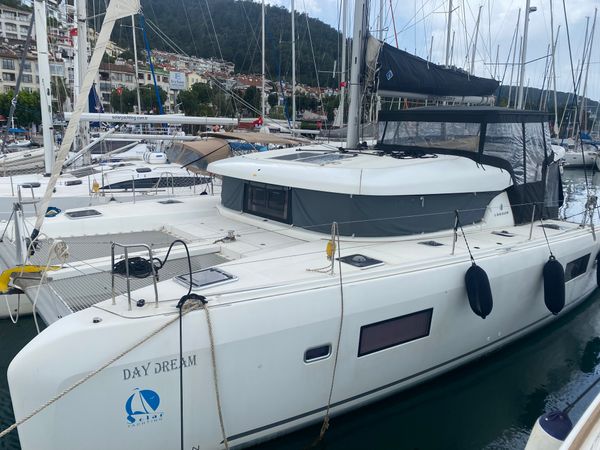 Lagoon 42 | Day Dream