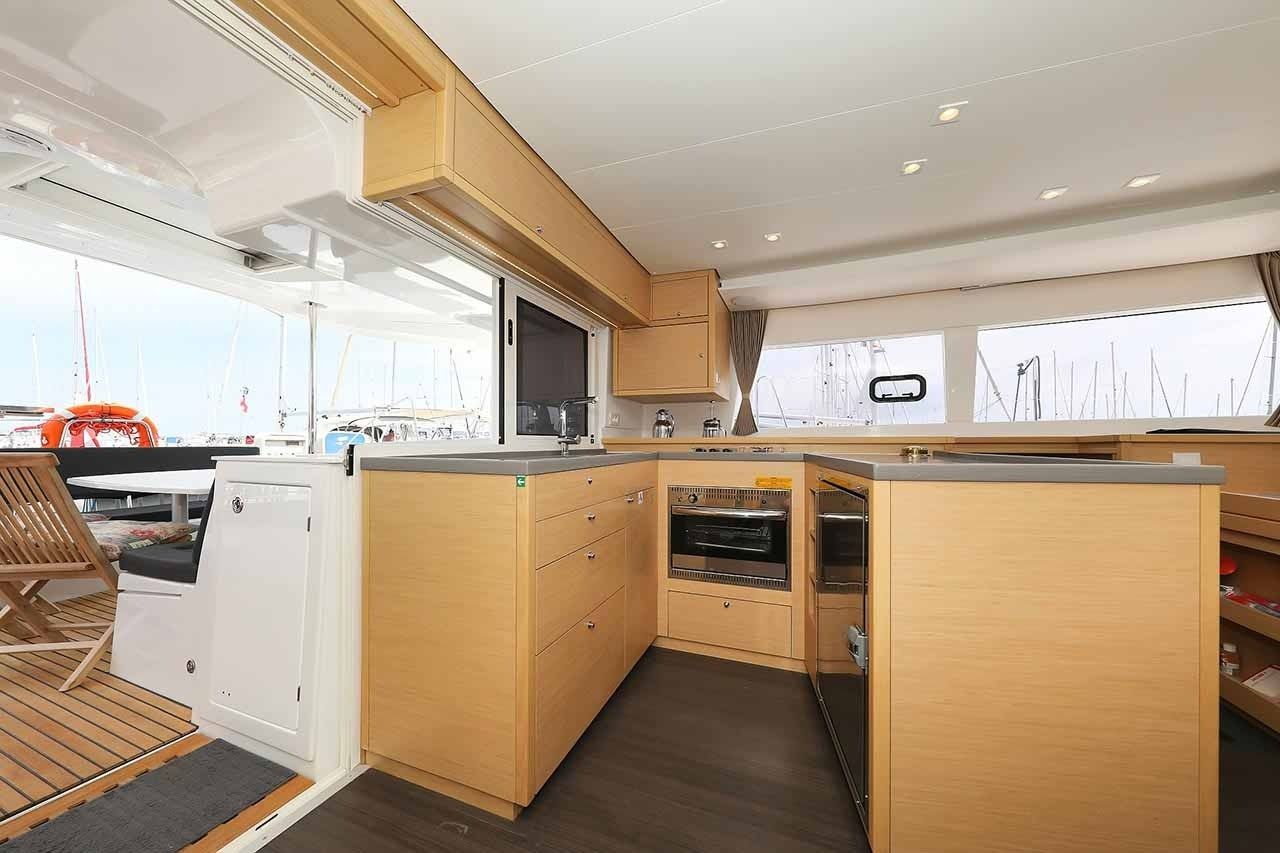 Lagoon 450 F | Sunce